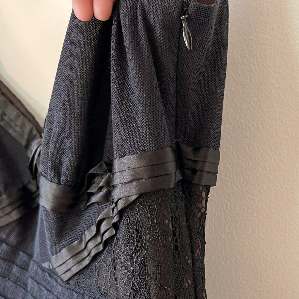 Y2K Karen Millen Blue and Black Satin and Lace Pieced Sleeveless Dress - Picture 7 of 9